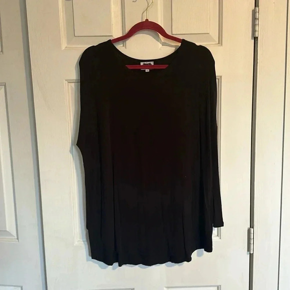 Mud Pie Tops - Mud Pie Black Long Sleeve Tunic Size S/M